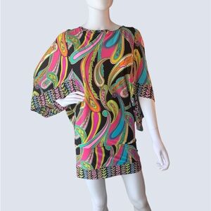 Trina Turk size small swim coverup/resort wear